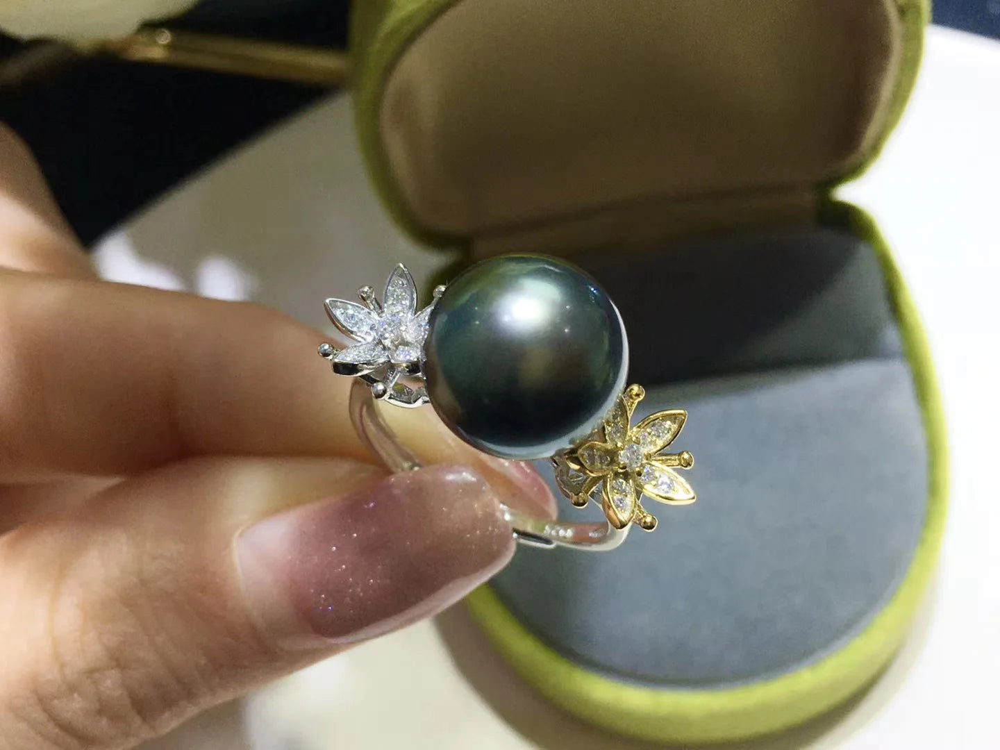 Amazing 9-10mm Tahitian Pearl Jewelry Set - 925 Sterling Silver