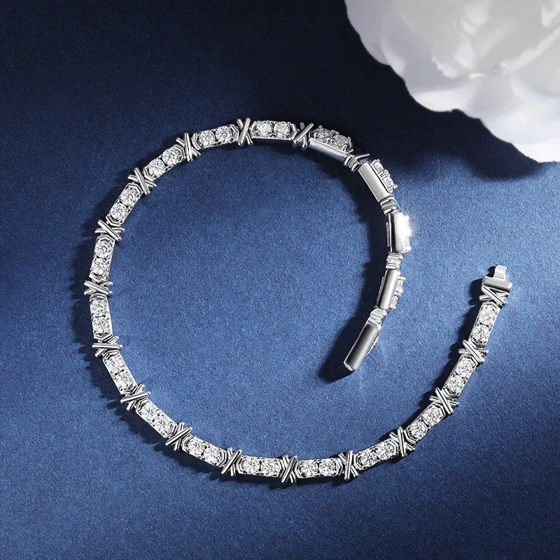 Sleek Radiance Moissanite Bracelet
