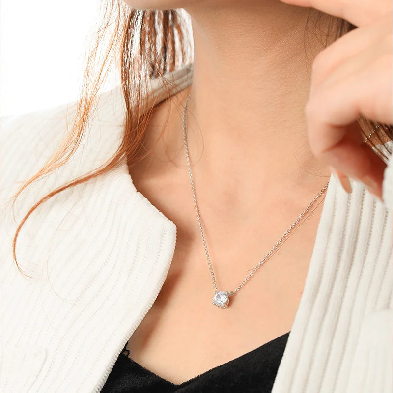 Eternal Radiance Moissanite Pendant