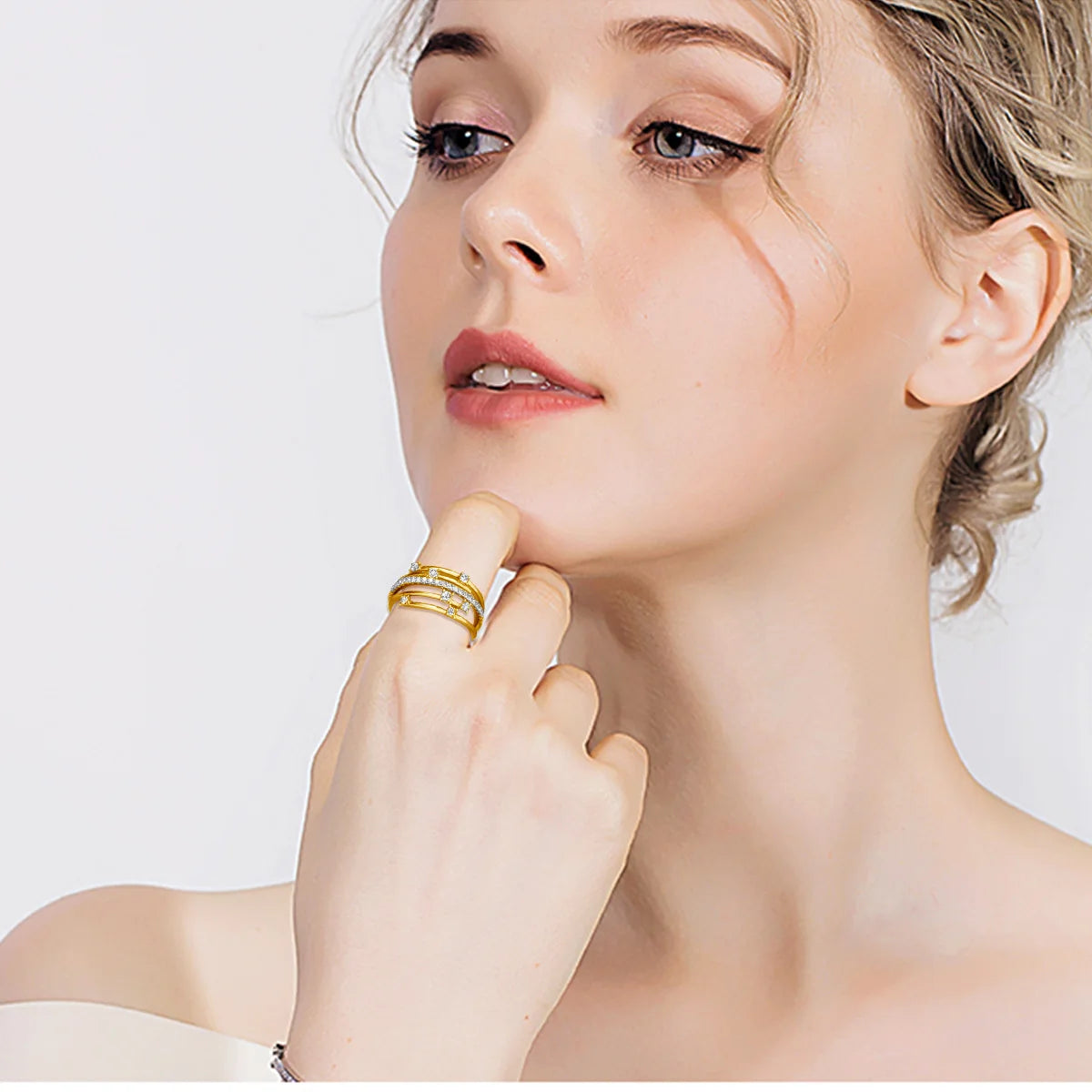 Golden Elegance Moissanite Band