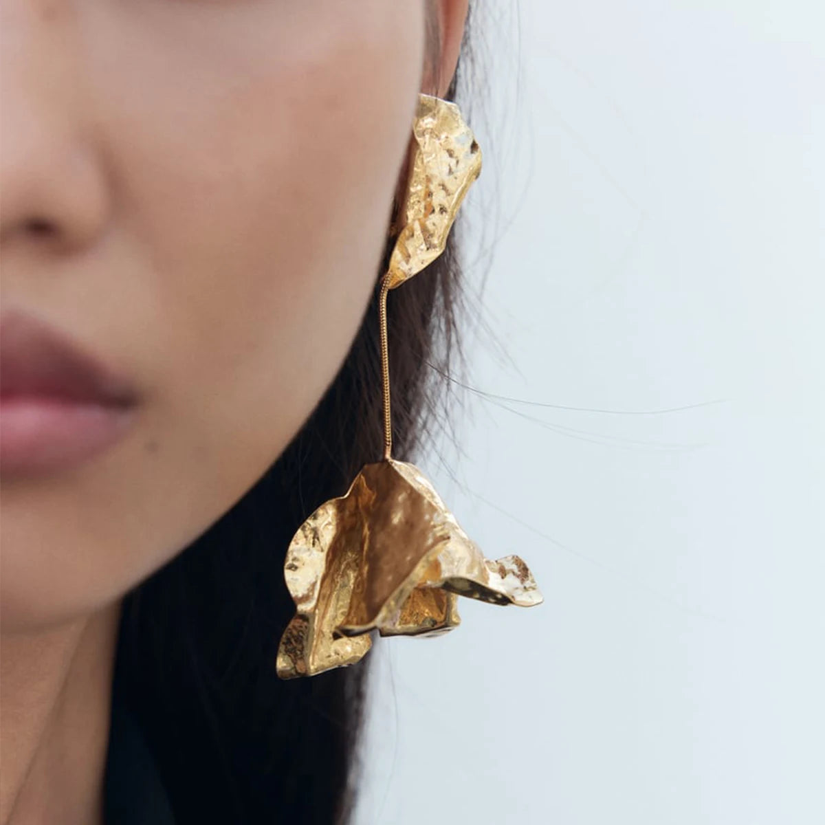 Elegant Statement Jewelry - Metal Flower Earrings