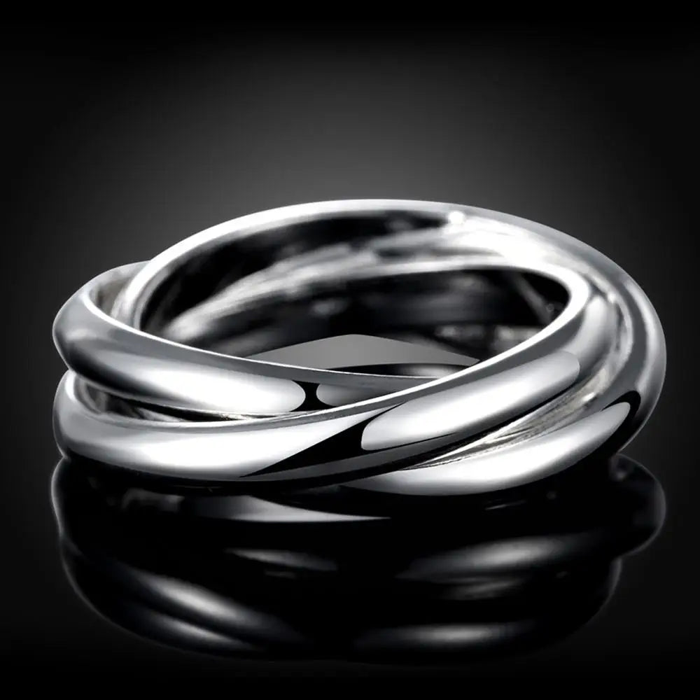 Three Circle Party Ring in 925 Sterling Silver