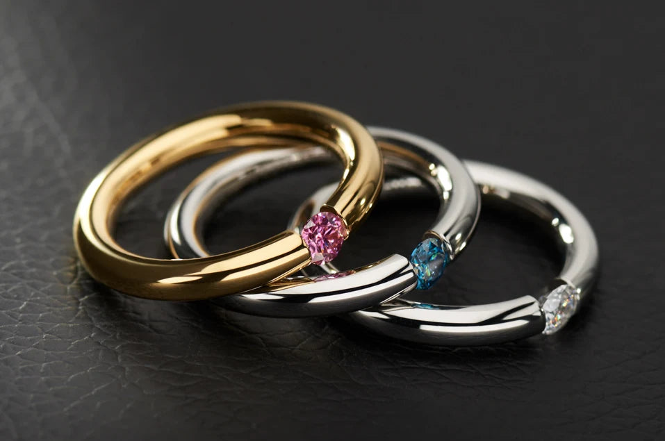 Brilliant Claw Moissanite Ring