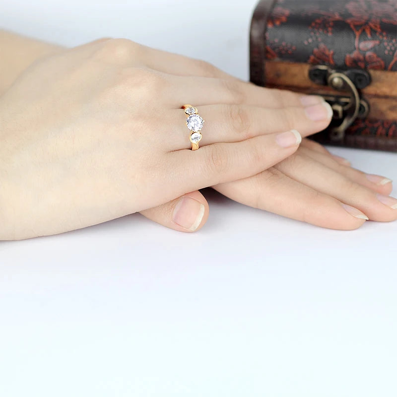 Beautiful 10K Gold Classic Three Stone Ring