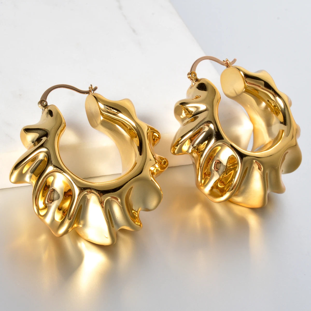 18K Gold Vintage Hoop Earrings