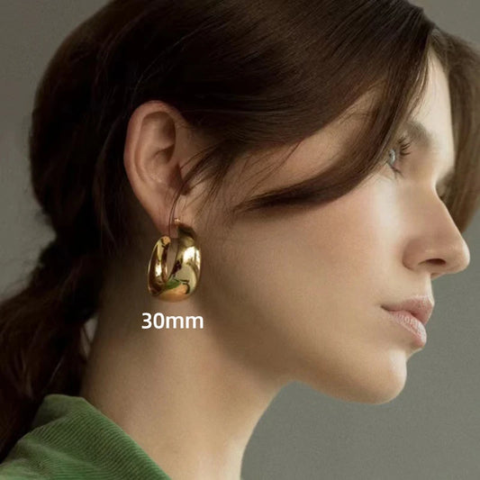 Elegant Wide Hoop Earrings in Gold for Everyday Wear