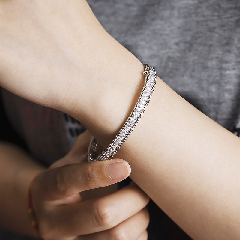 Radiant Elegance Moissanite Tennis Bracelet