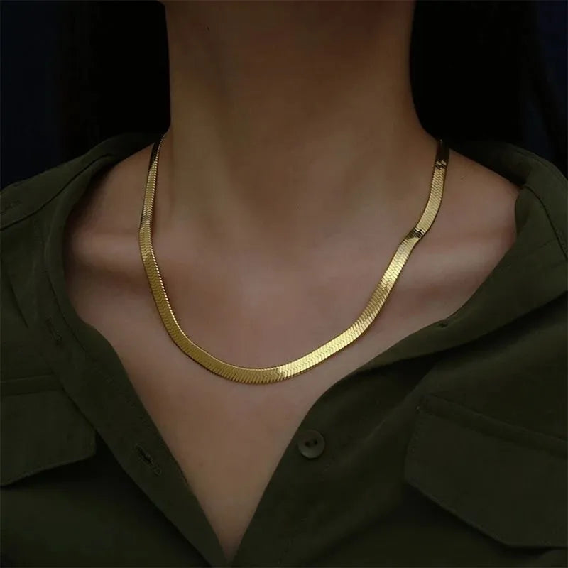 Sleek Elegance Flat Chain Necklace