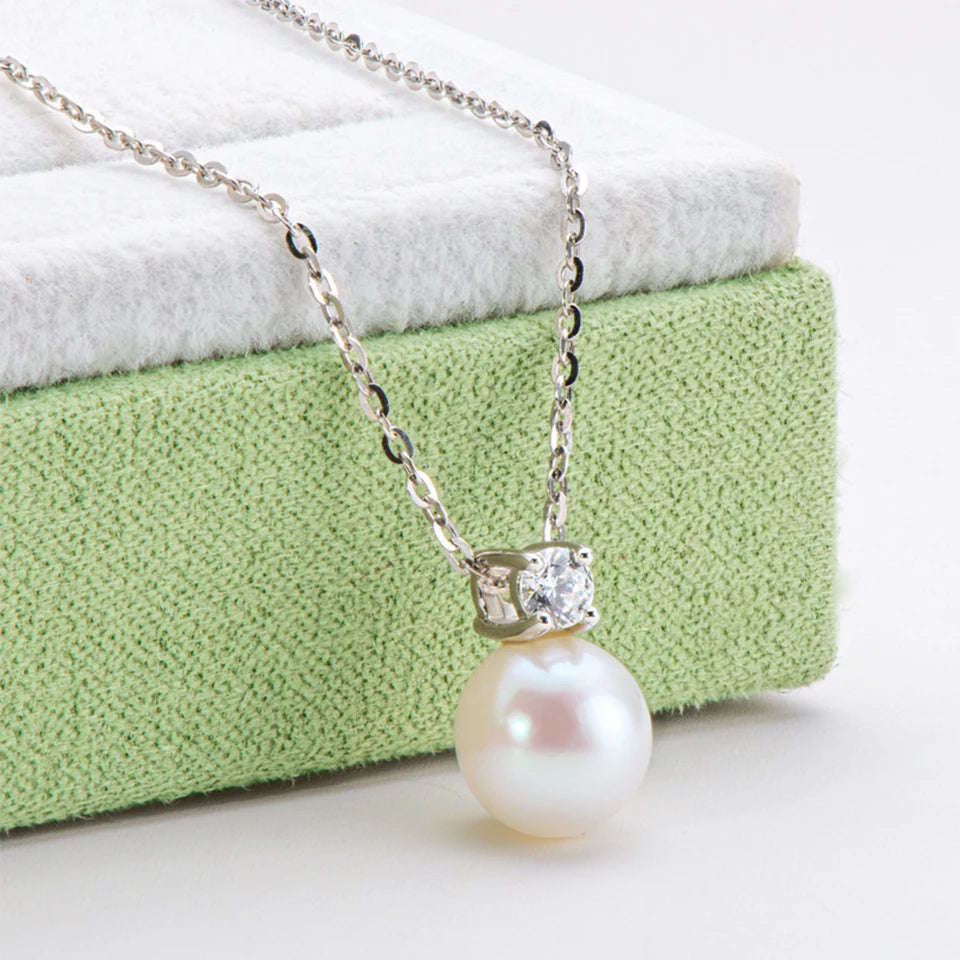 Sophisticated Moissanite Pearl Jewelry Set - Perfect for Weddings