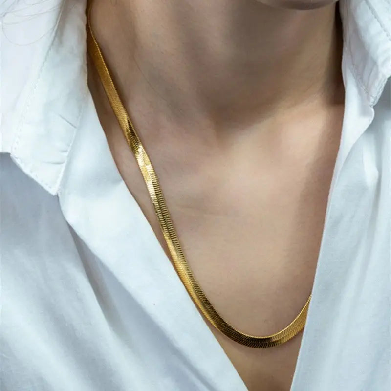 Sleek Elegance Flat Chain Necklace
