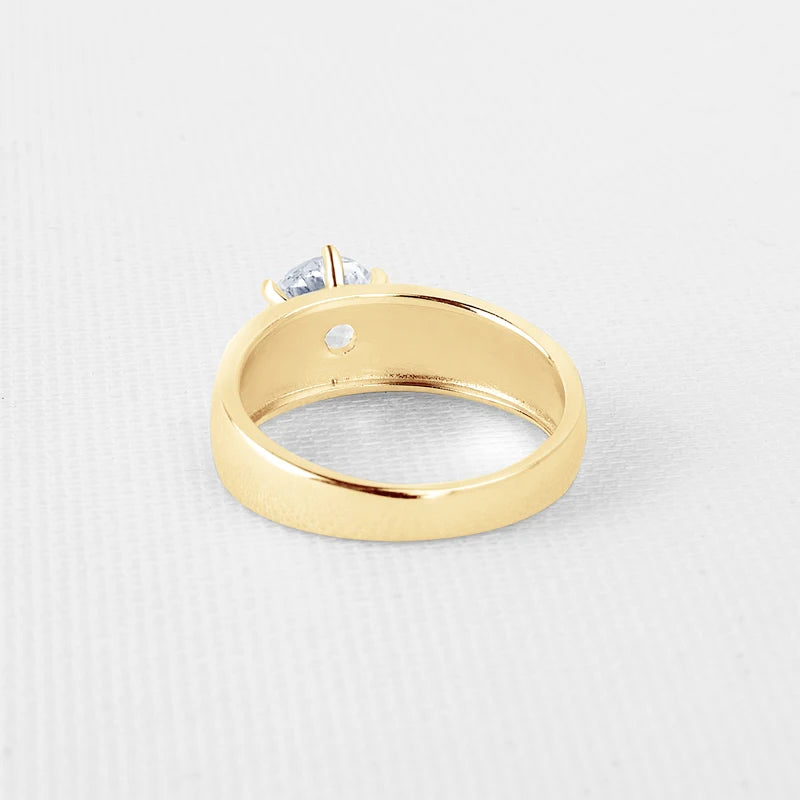 Stunning 10K Gold Moissanite Wedding Ring